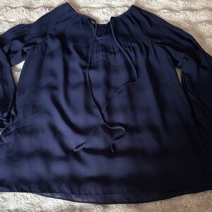 Elegant Navy Blue Women's Top size L